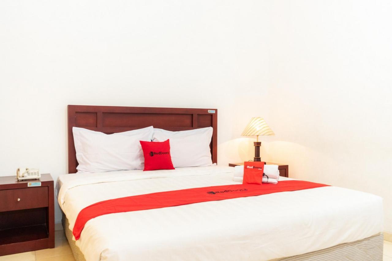 Reddoorz Plus Syariah Near Java Supermall Semarang 2 Exterior photo