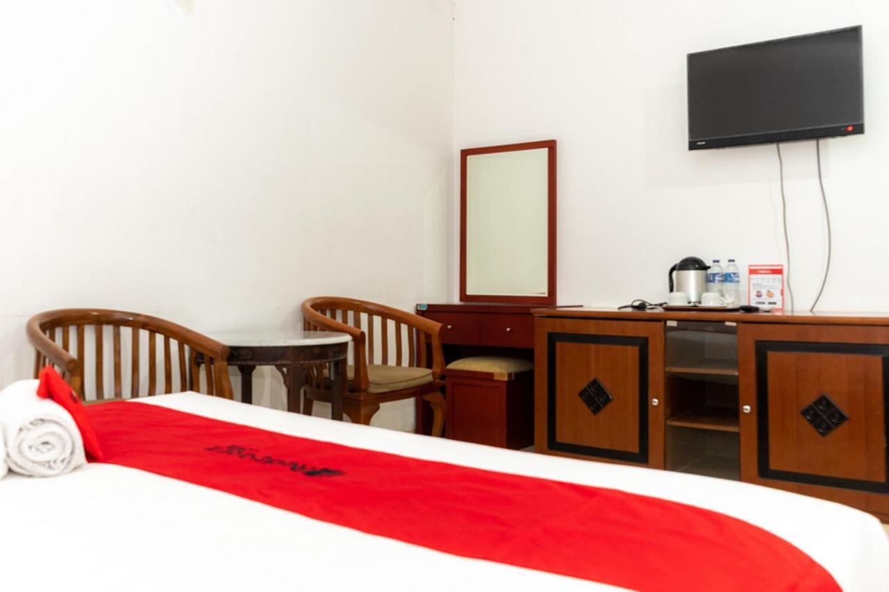 Reddoorz Plus Syariah Near Java Supermall Semarang 2 Exterior photo